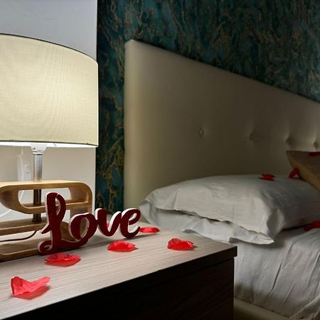 Dream'S Wings Hotel ปอมเปอี ภายนอก รูปภาพ