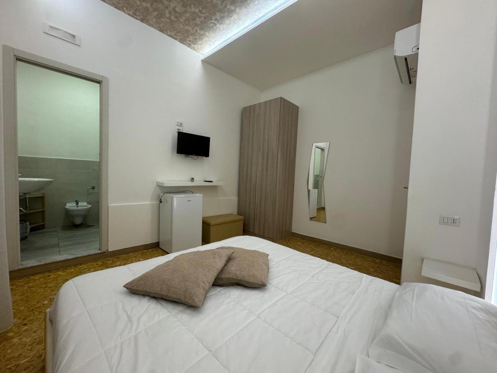 Dream'S Wings Hotel ปอมเปอี ภายนอก รูปภาพ